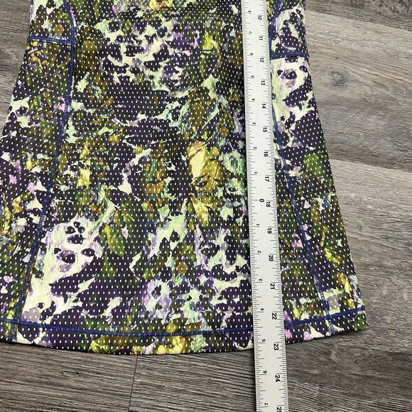 Lululemon Running In The City Green Women 2 Mesh Floral Pistachio Sport Tank Top - Picture 6 of 7